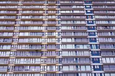 Acheter en copropriété : ce qu'il faut vérifier avant de signer